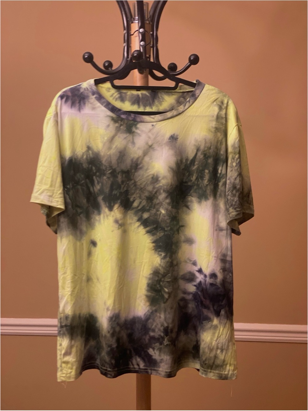Plus size neon colored Tie-Dye Short Sleeve Tee